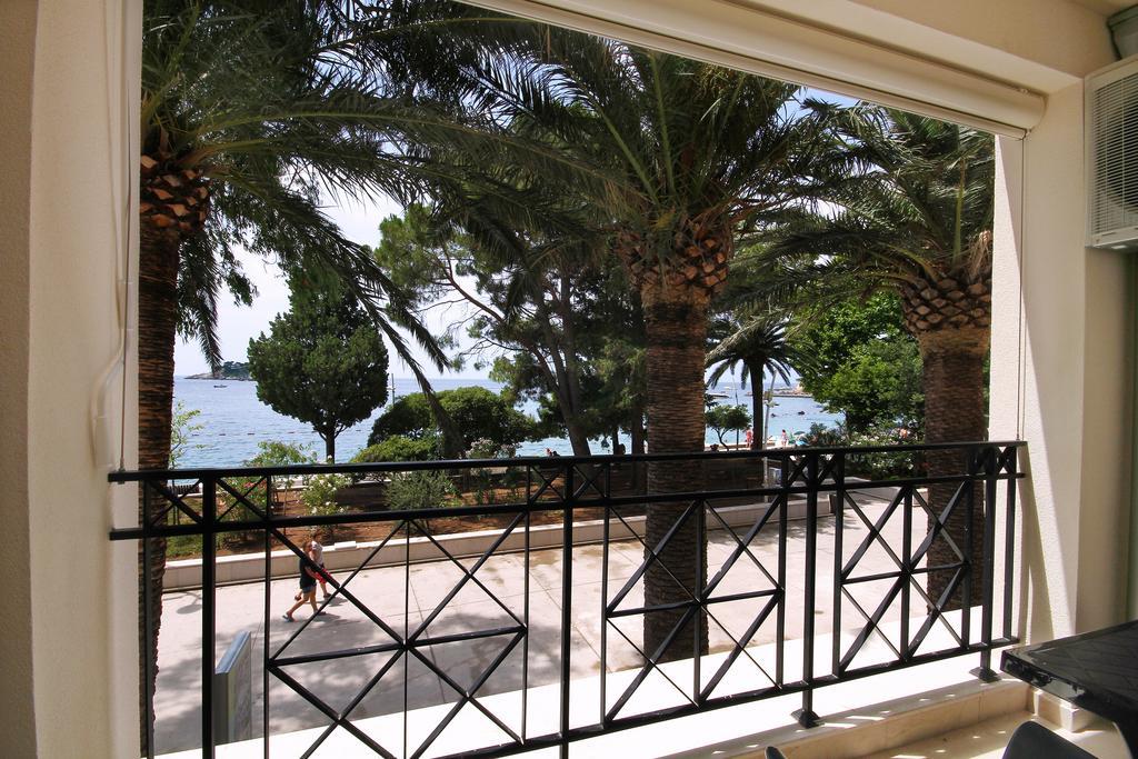 Apartments Dangubic Petrovac Bagian luar foto