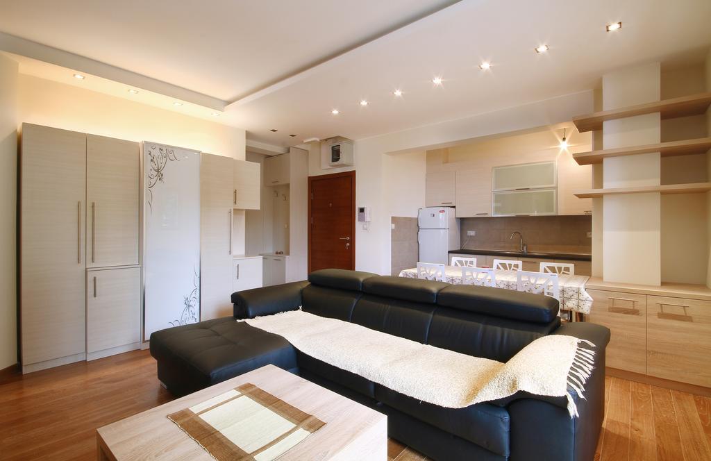 Apartments Dangubic Petrovac Bagian luar foto