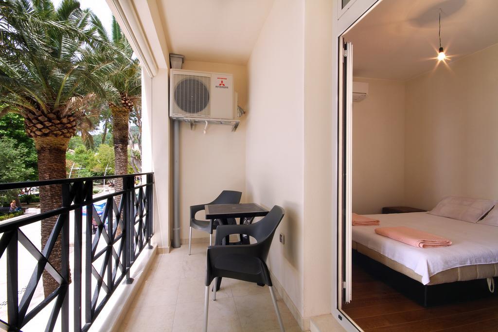 Apartments Dangubic Petrovac Bagian luar foto